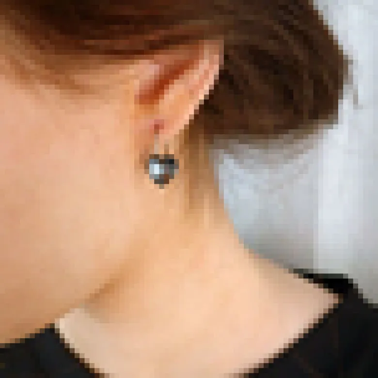 Blomdahl Örhängen Heart Black Diamond 15‑1255‑12