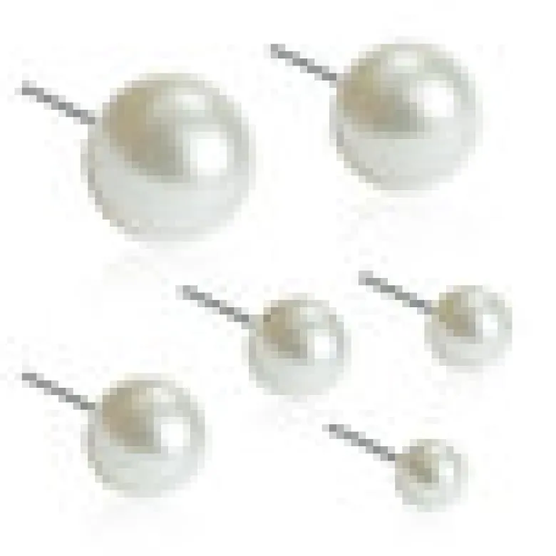 Blomdahl Örhängen Pearl White 4 mm 15‑1231‑59