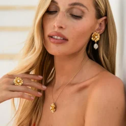 Caroline Svedbom Blossom Ring / Crystal (Guld)