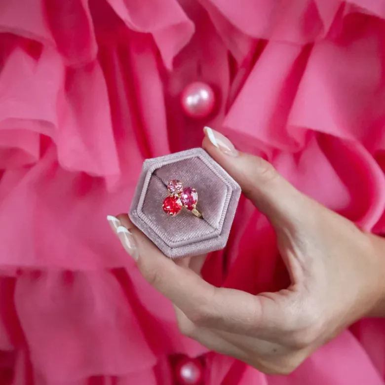 Caroline Svedbom Colette Ring / Coral Combo (Guld)