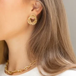 Caroline Svedbom Gemma Knot Örhängen – Guld
