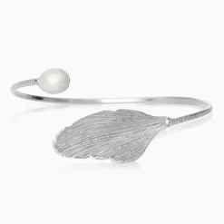 Caroline Svedbom Golden Leaf Armband/ Pearl (Rhodium)