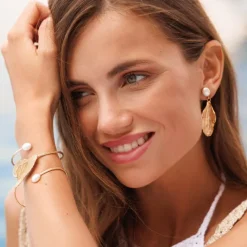 Caroline Svedbom Golden Leaf Armband/ Pearl (Rhodium)