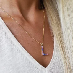 Caroline Svedbom Letter Halsband L / Rainbow Combo (Rhodium)