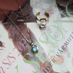 Caroline Svedbom Lydia Ring / Crystal (Guld)