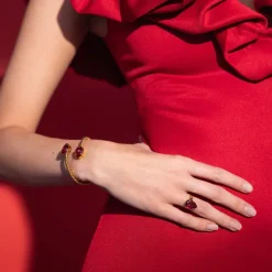Caroline Svedbom Mini Drop Ring / Mulberry Red (Rhodium)