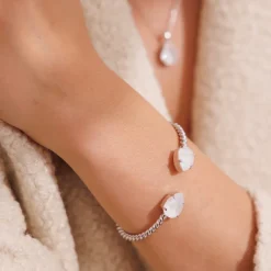 Caroline Svedbom Mini Drop Armband / Electric White (Rhodium)