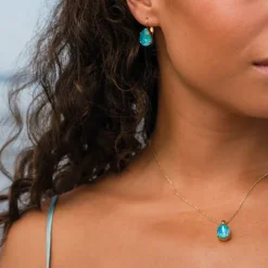 Caroline Svedbom Mini Drop Clasp Örhängen / Laguna Delite (Guld)