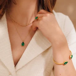 Caroline Svedbom Mini Drop Halsband / Majestic Green (Guld)