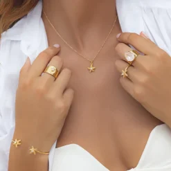 Caroline Svedbom Mini Sea Star Halsband / Crystal (Guld)