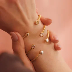 Caroline Svedbom Mini Twisted Armband/ Golden Shadow (Guld)