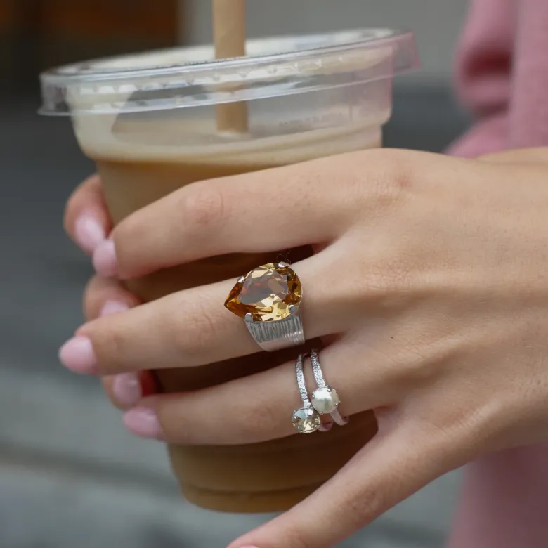 Caroline Svedbom Natti Ring / Golden Shadow (Guld)