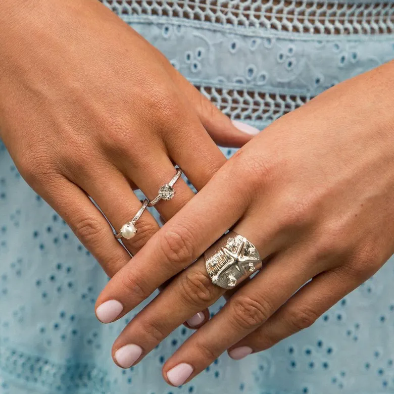 Caroline Svedbom Natti Ring Rhodium Crystal