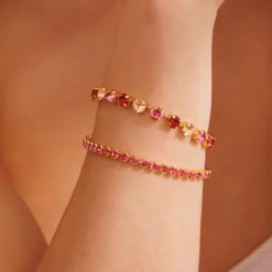 Caroline Svedbom Nicola Armband / Scarlet Combo (Guld)