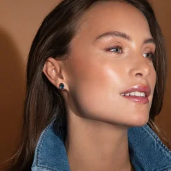 Caroline Svedbom Petite Drop Örhängen, Denim Blue -Guld