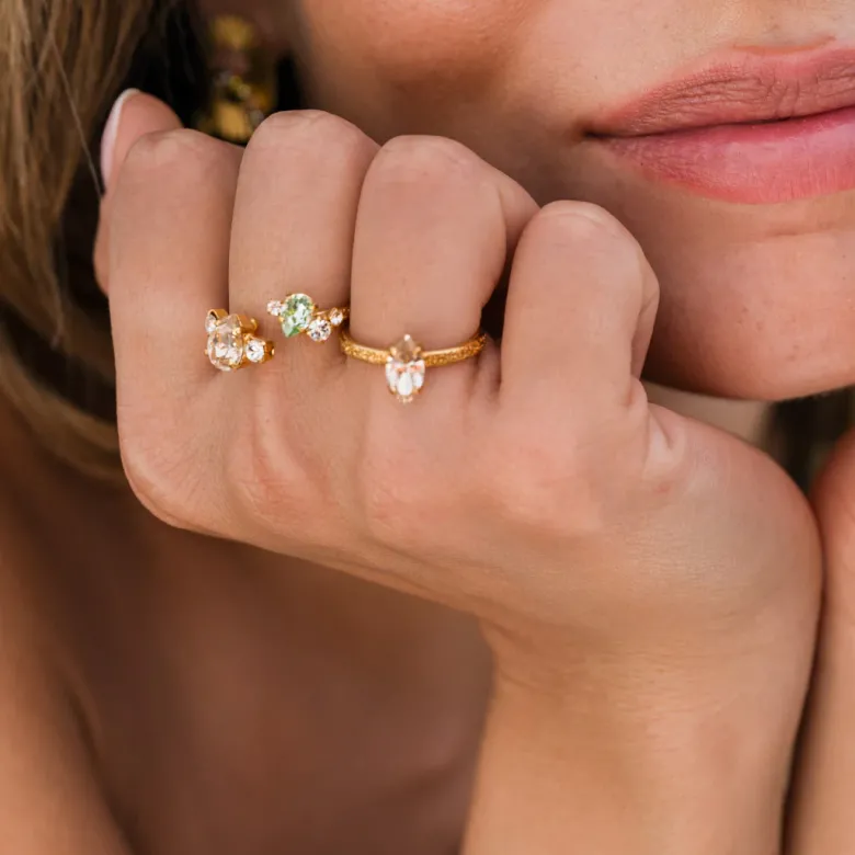 Caroline Svedbom Petite Navette Ring / Light Silk (Guld)