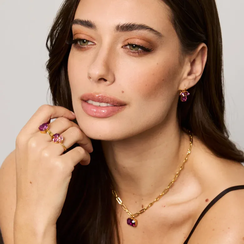 Caroline Svedbom Petite Timo Örhängen, Dark Rose – Guld