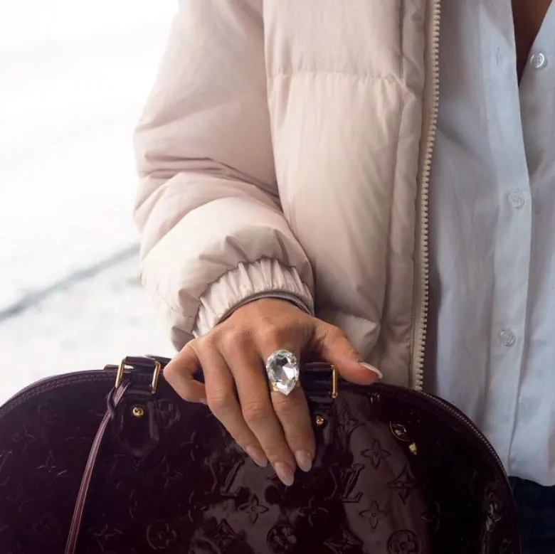 Caroline Svedbom Ring Perfect Drop Crystal (Guld)