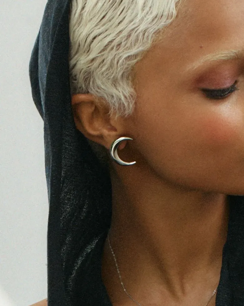 Edblad New Moon Studs L Stål 127563