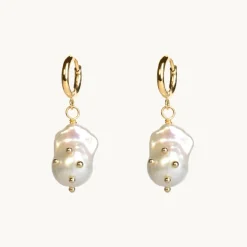Emma Israelsson Baroque Stud Pearl Örhängen Guld