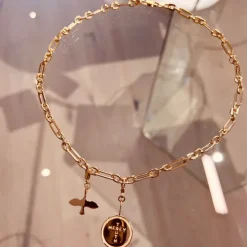 Emma Israelsson Cross Coin Charm Guld Charm014