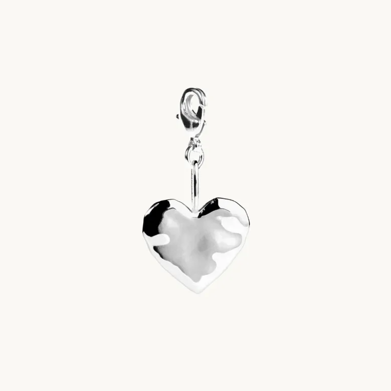 Emma Israelsson Organic Heart Charm Silver Charm009