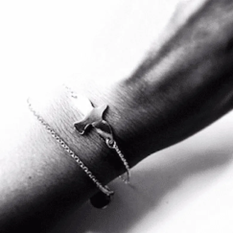 Emma Israelsson Silver Dove Armband Brace003a