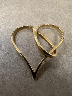 Hjärta i 18K Guld med Diamanter HJG011