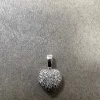 Hjärta i 18K Vitguld med Diamanter HJG017