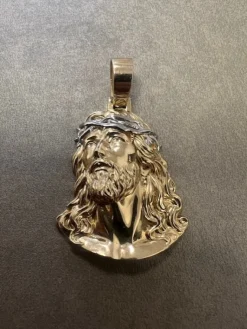 Jesus Hänge i 14K Guld JHG001