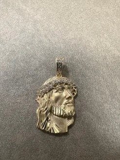 Jesus Hänge i 14K Guld JHG003