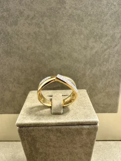 18K Guld – Diamant Ring – RBG039 ( Begagnad )