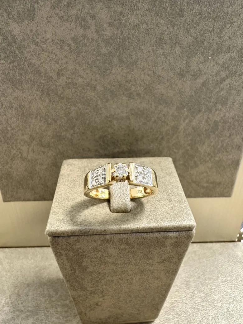 18K Guld – Solitär Ring – RBG043 ( Begagnad )