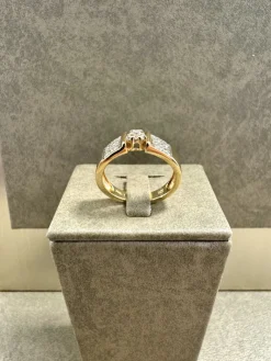 18K Guld – Solitär Ring – RBG043 ( Begagnad )