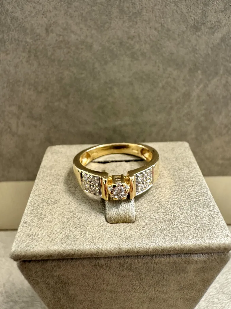 18K Guld – Solitär Ring – RBG043 ( Begagnad )