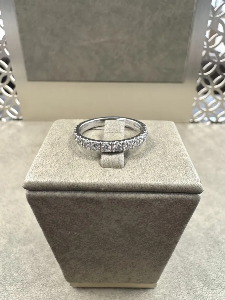 18K Vitguld Allians ring – RBG027 ( Begagnad )