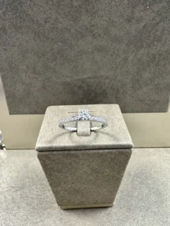 18K Vitguld Solitär ring – RBG028 ( Begagnad )