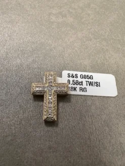 Kors i 18K Guld med 0.58ct TW/SI Diamanter – MSG05G