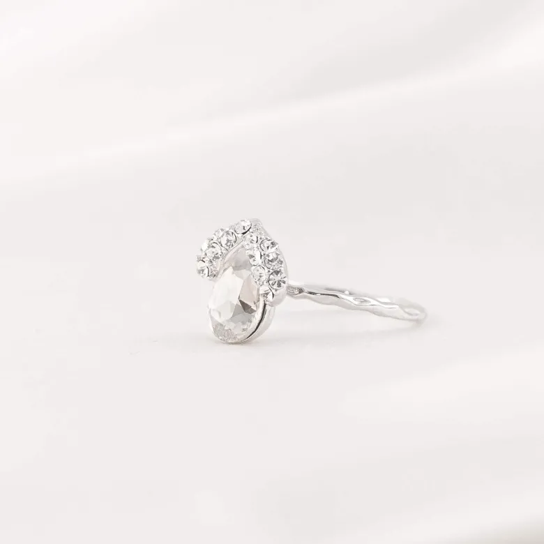 Lily And Rose Grace Ring – Silvershade