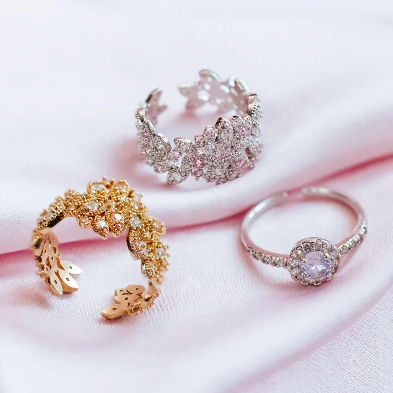 Lily and Rose Laurel Ring – Guld 30722