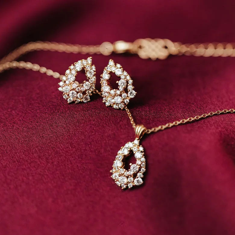Lily and Rose Petite Miss Alice Halsband – Crystal