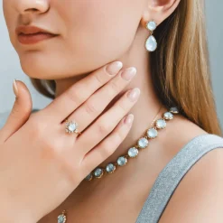 Lily And Rose Victoria Raindrop Örhängen – Sky Blue – Guld 62711