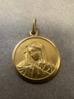 Maria Hänge i 18K Guld – 4,1 gram / 2,5 cm