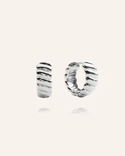 Mockberg Curved Ribbed Örhängen Silver