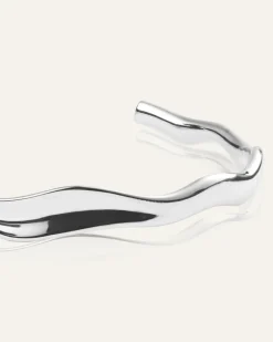 Mockberg Wavy Bolded Cuff Silver Armband