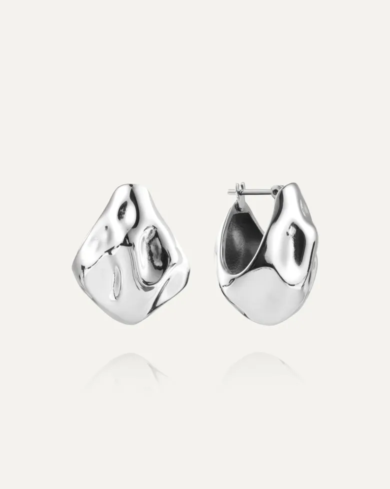 Mockberg Wavy Bolded Drop Örhängen Silver
