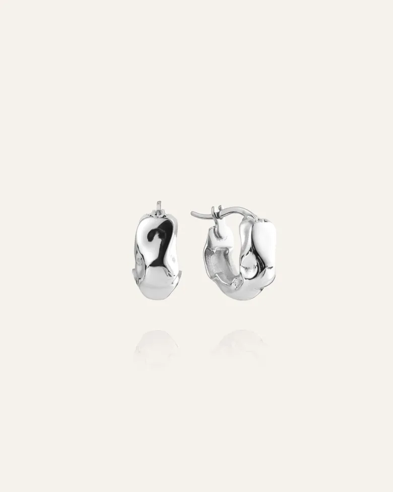 Mockberg Wavy Bolded Mini Örhängen Hoops Silver