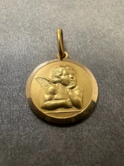 Ängel Hänge i 18K Guld AHG003