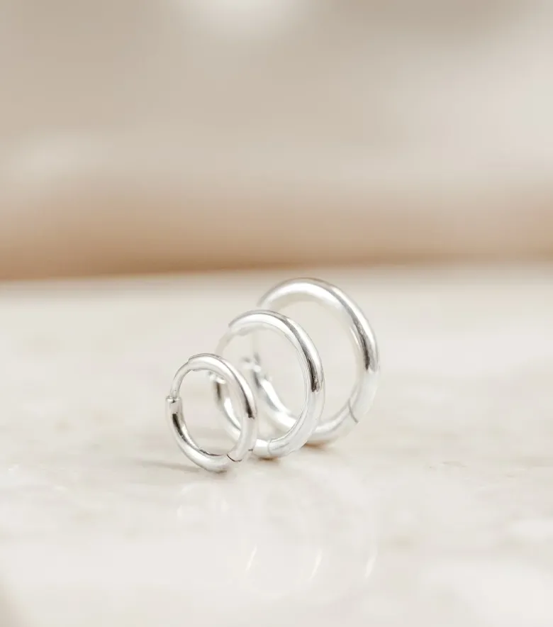 Syster P Beloved Fat Medium Hoops Örhängen Silver