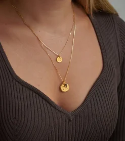 Syster P Beloved Mini Bokstav Hänge Guld